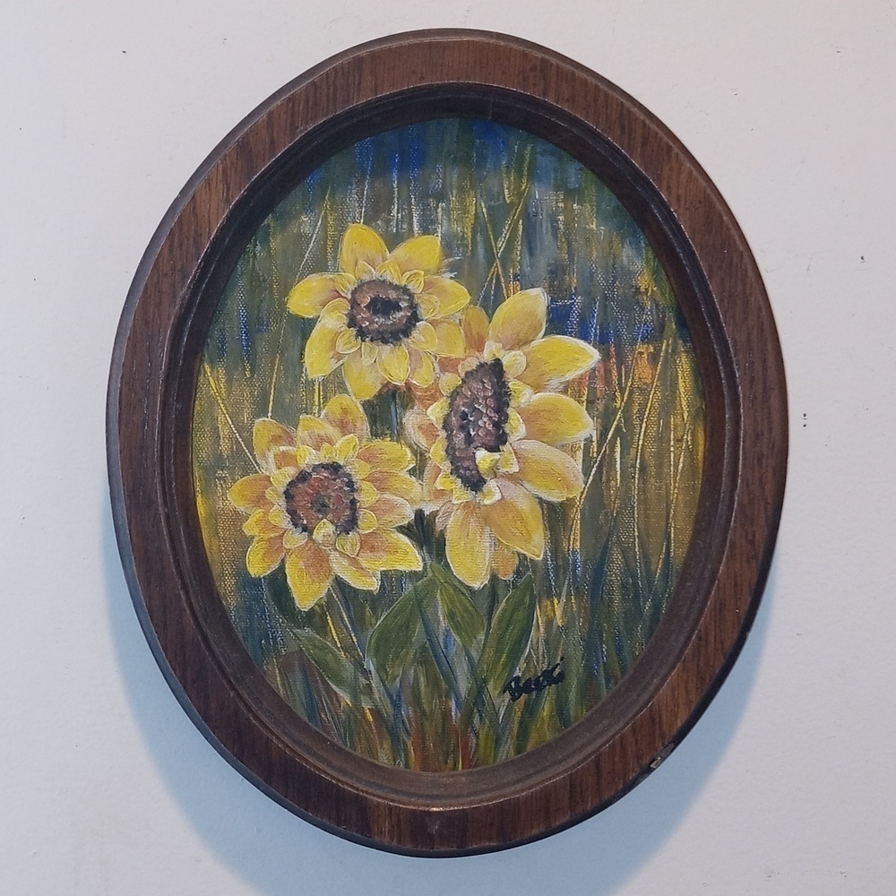 Original acrylic painting sunflowers 8x10 oval with frame.painted by me Becki.